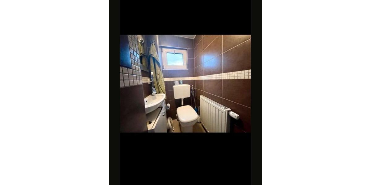 Erdgeschoßwohnung Wissen - 5 Zimmer, 110 m&sup2;, 150.000&euro; | Angebot:27077858