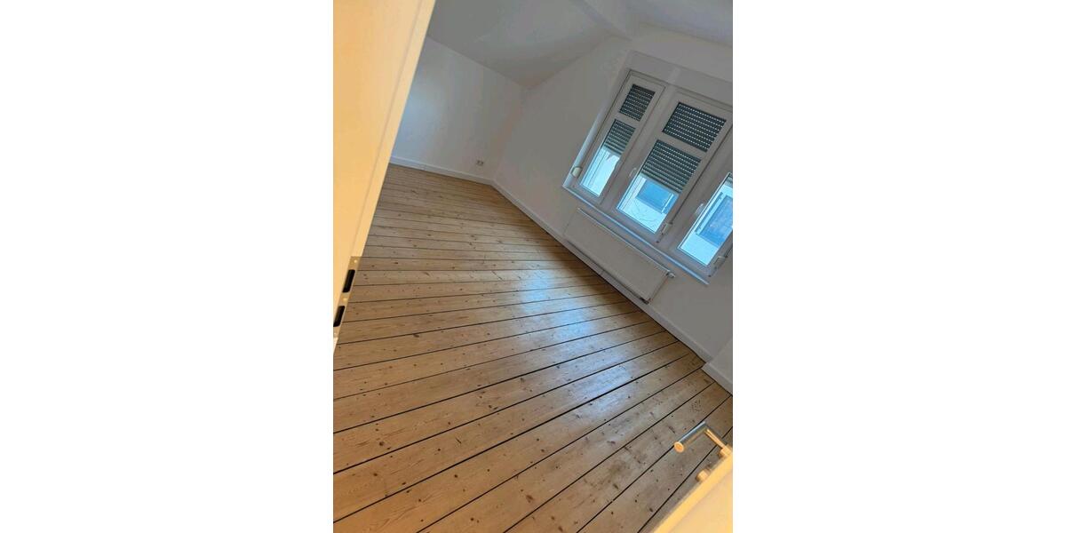 Einfamilienhaus Lüdenscheid - 5 Zimmer, 170 m&sup2;, 1.400&euro; | Angebot:26340231