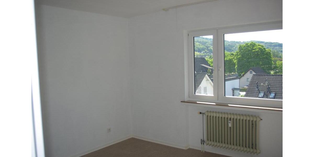 Etagenwohnung Plettenberg - 3 Zimmer, 73 m&sup2;, 520&euro; | Angebot:27586715