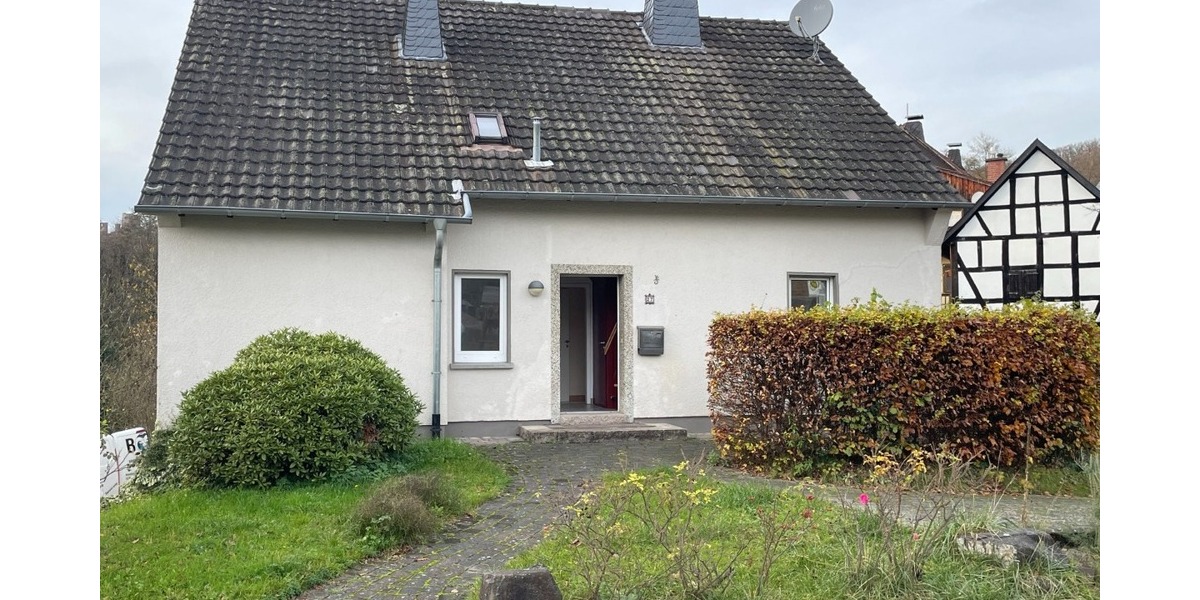 Eigenheim mit viel Wohnfläche für kreative Renovierer - Einfamilienhaus Windeck Schladern | Angebot:26030671