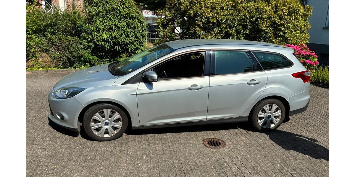 Ford Focus 43.708 km 6.500 &euro; Over 51491