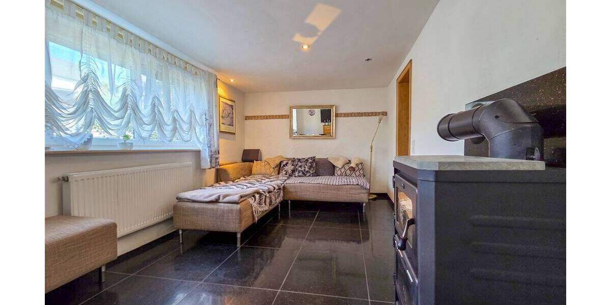 Doppelhaushälfte Wiehl Marienhagen - 3 Zimmer, 91 m&sup2;, 235.000&euro; | Angebot:26502007