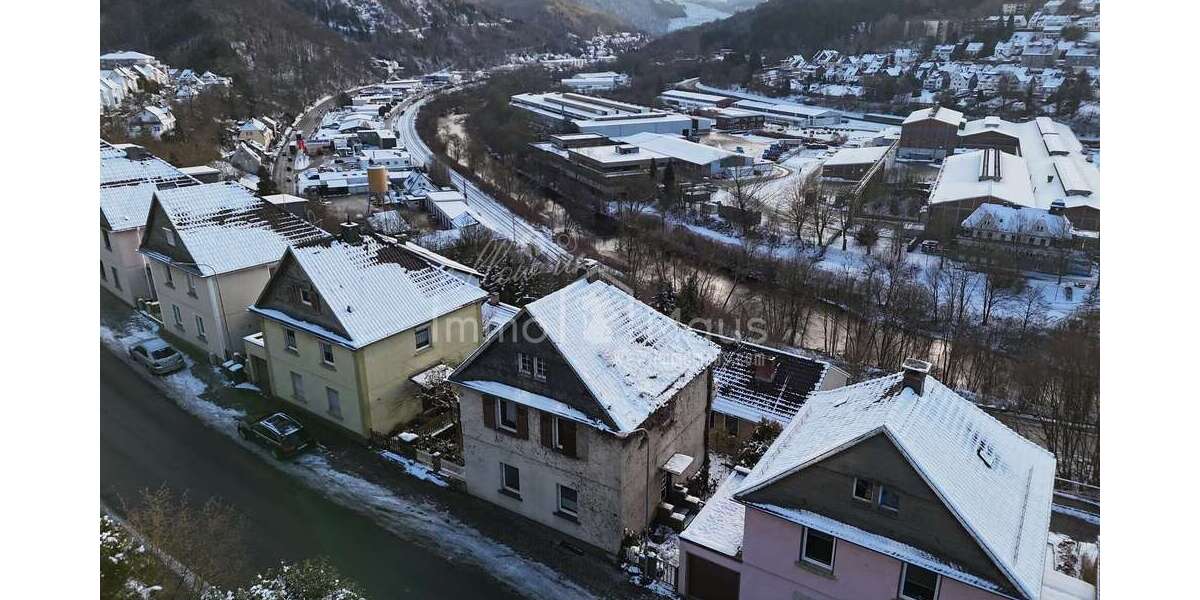 Einfamilienhaus Werdohl - 4 Zimmer, 116 m&sup2;, 89.000&euro; | Angebot:24471620