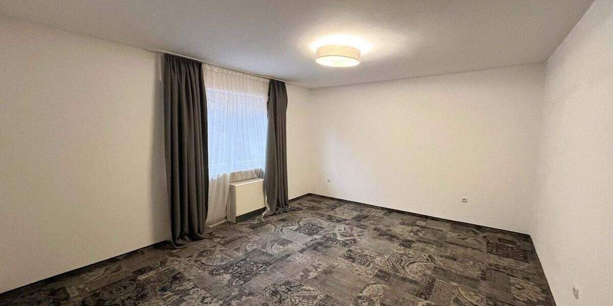 Etagenwohnung Windeck / Rosbach Rosbach - 3 Zimmer, 90 m&sup2;, 620&euro; | Angebot:25691938