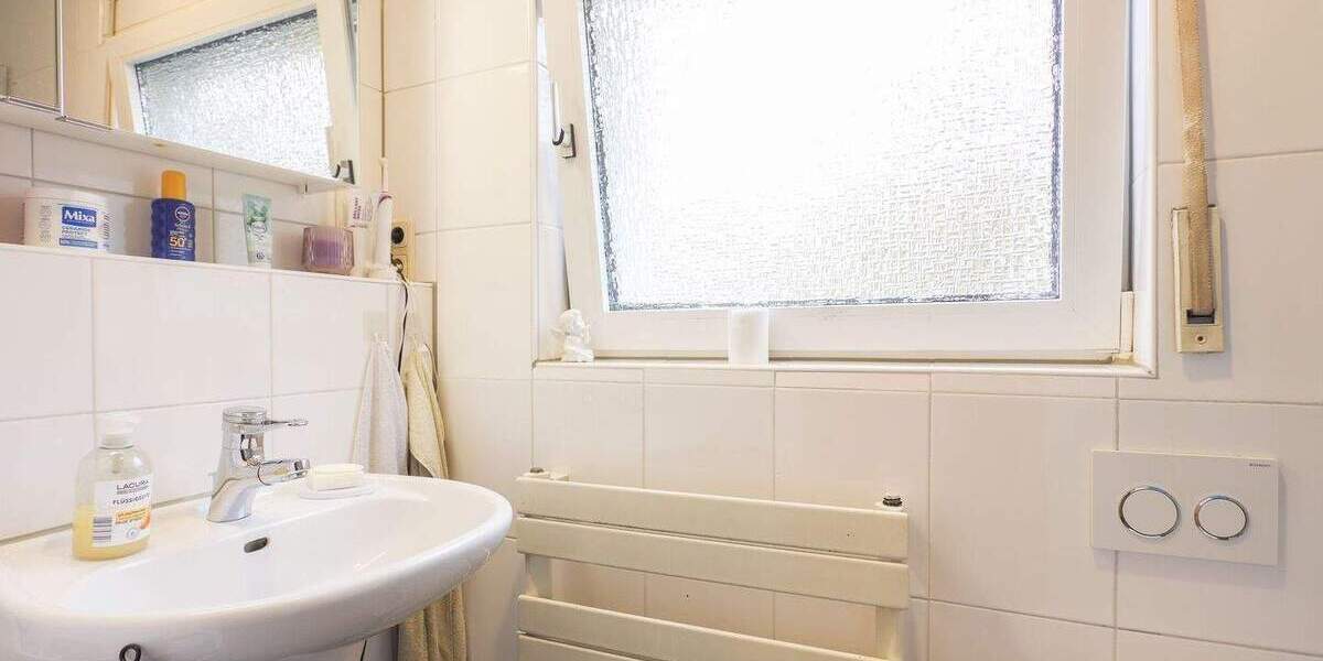 Mehrfamilienhaus, Wohnhaus Lüdenscheid Stüttinghausen - 9 Zimmer, 349 m&sup2;, 399.000&euro; | Angebot:26117799