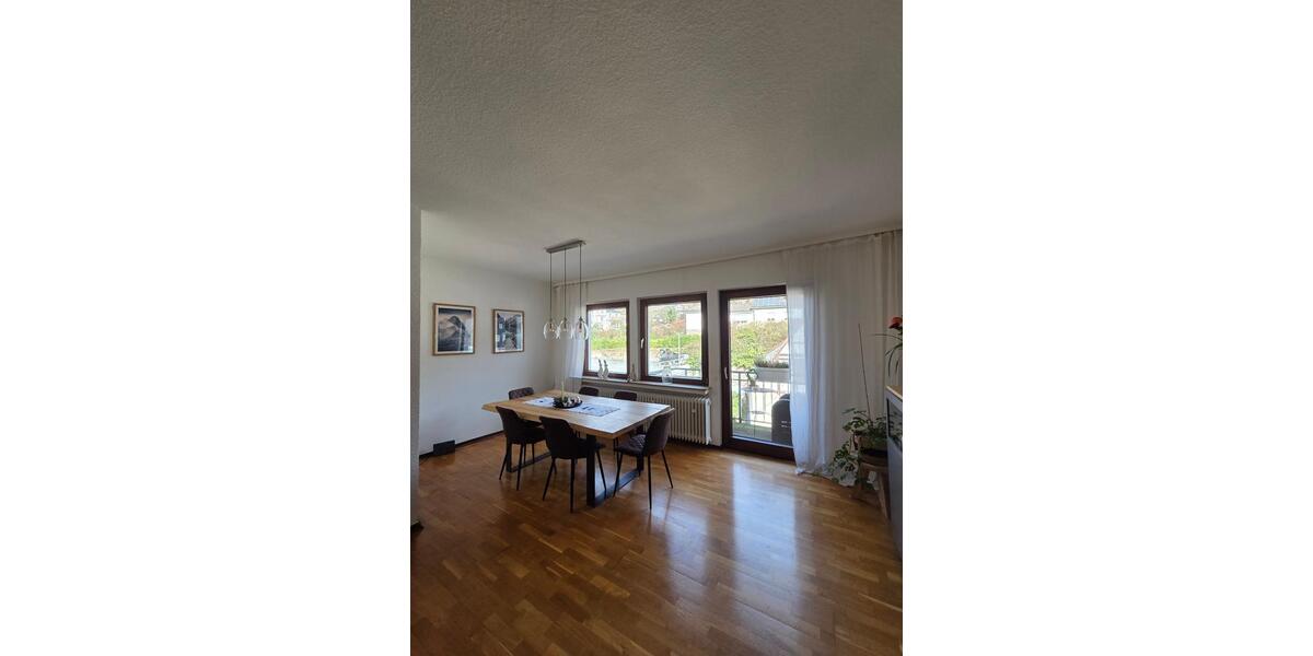 Etagenwohnung Engelskirchen - 4 Zimmer, 100 m&sup2;, 750&euro; | Angebot:25539399