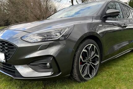 Ford Focus 62.000 km 16.480 &euro; Wermelskirchen 42929