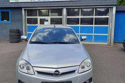 Opel Tigra 87.000 km 2.700 &euro; Nümbrecht 51588