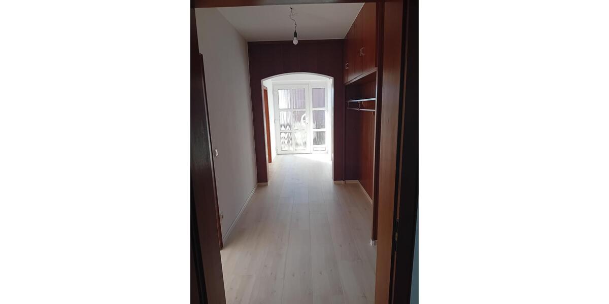 Mehrfamilienhaus, Wohnhaus Reichshof - 8 Zimmer, 206 m&sup2;, 495.000&euro; | Angebot:25436764