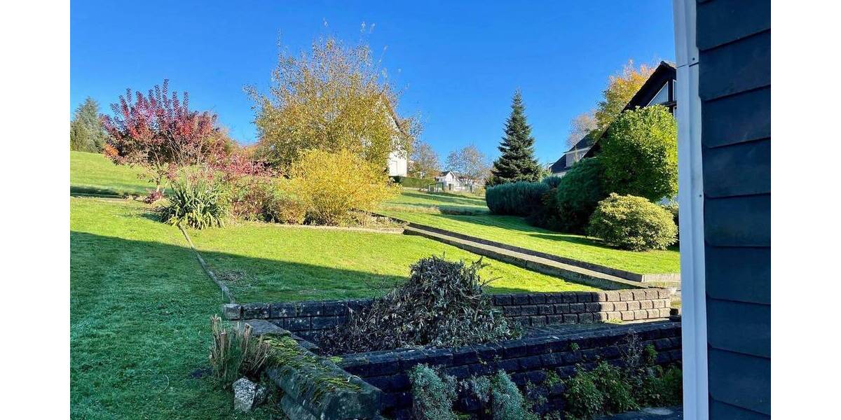 Mehrfamilienhaus, Wohnhaus Bergneustadt - 8 Zimmer, 176 m&sup2;, 260.000&euro; | Angebot:25691798