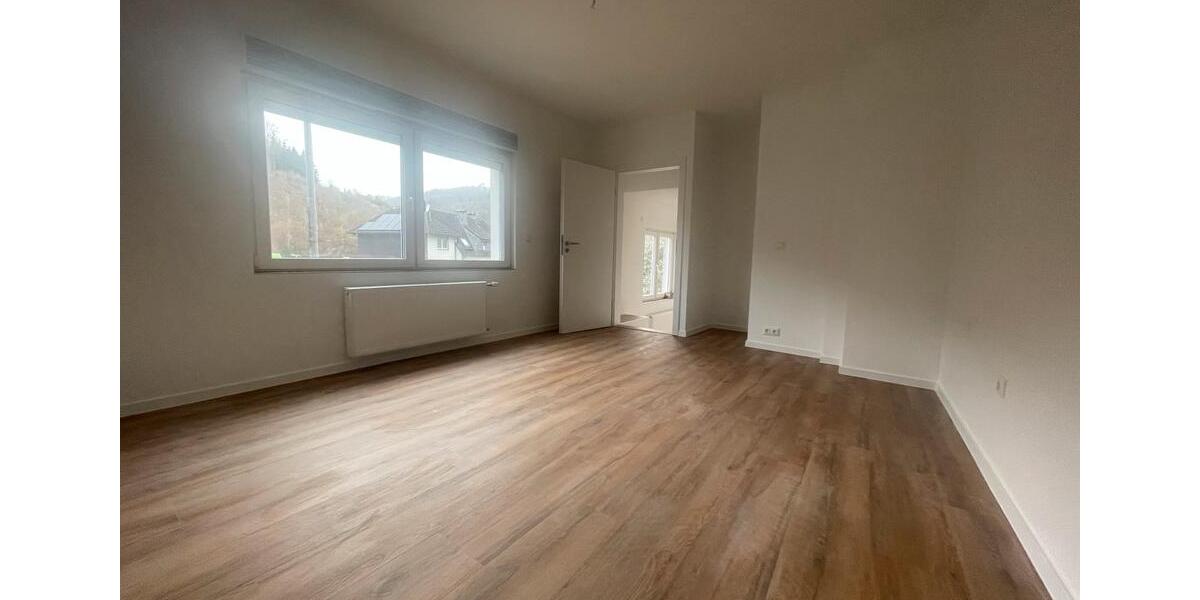 Erdgeschoßwohnung Meinerzhagen - 3 Zimmer, 75 m&sup2;, 1.050&euro; | Angebot:25136915