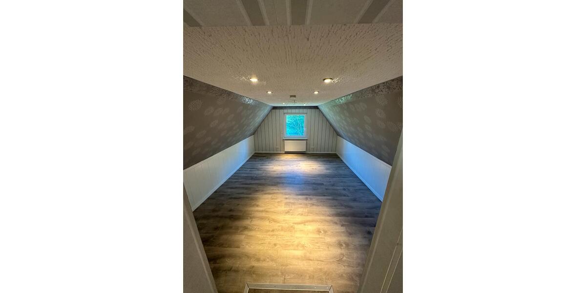 Mehrfamilienhaus, Wohnhaus Gummersbach Hepel - 8 Zimmer, 170 m&sup2;, 400.000&euro; | Angebot:27517794