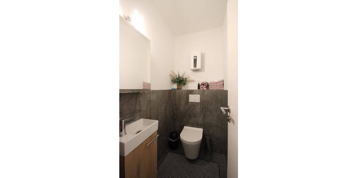 Etagenwohnung Gummersbach Bernberg - 4 Zimmer, 95 m&sup2;, 170.000&euro; | Angebot:25737035