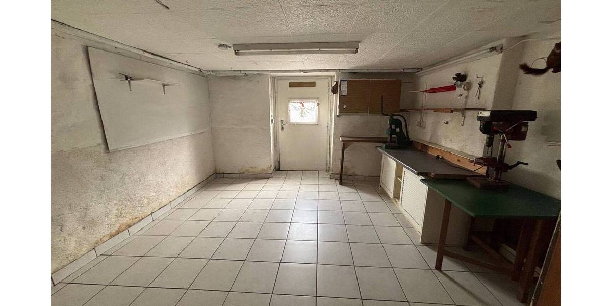 Mehrfamilienhaus, Wohnhaus Wiehl Börnhausen - 4 Zimmer, 155 m&sup2;, 259.000&euro; | Angebot:25666271