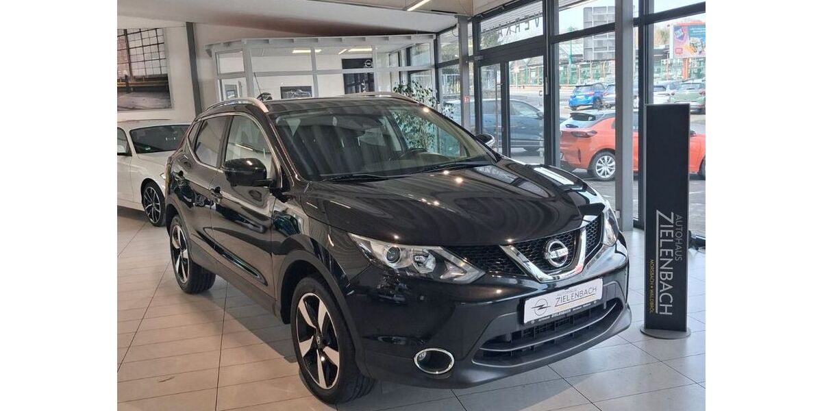 Nissan Qashqai 108.000 km 14.900 &euro; Waldbröl 51545