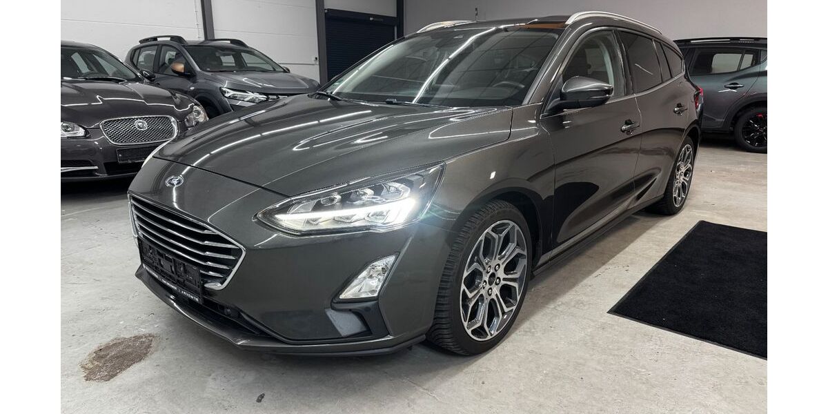 Ford Focus 149.000 km 11.890 &euro; Much 53804