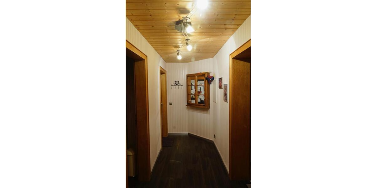 Etagenwohnung Gummersbach Hepel - 3 Zimmer, 85 m&sup2;, 690&euro; | Angebot:25591787