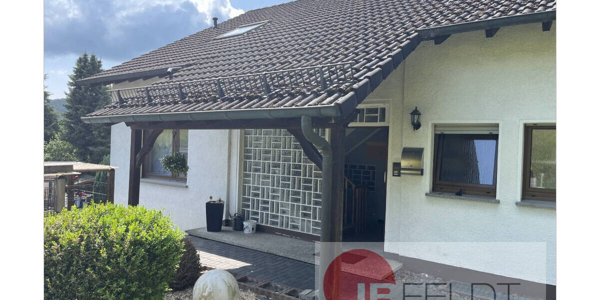 Einfamilienhaus Plettenberg Holthausen - 1 Zimmer, 266 m&sup2;, 345.000&euro; | Angebot:25696077