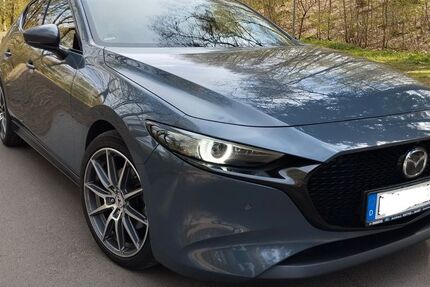 Mazda 3 65.000 km 15.800 &euro; Lüdenscheid 58511