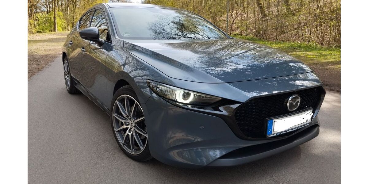 Mazda 3 65.000 km 15.800 &euro; Lüdenscheid 58511
