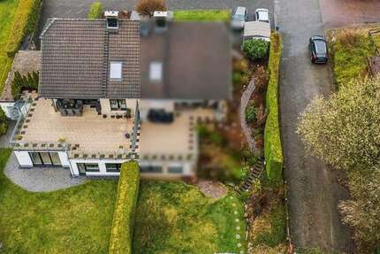 Haus Hückeswagen - 6 Zimmer, 210 m&sup2;, 699.900&euro; | Angebot:25790077