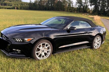 Ford Mustang 67.000 km 24.500 &euro; Attendorn 57439