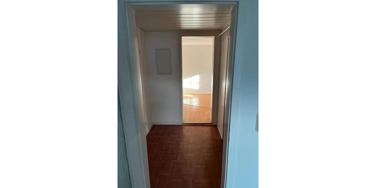 Erdgeschoßwohnung Bergneustadt - 2 Zimmer, 45 m&sup2;, 430&euro; | Angebot:25986199