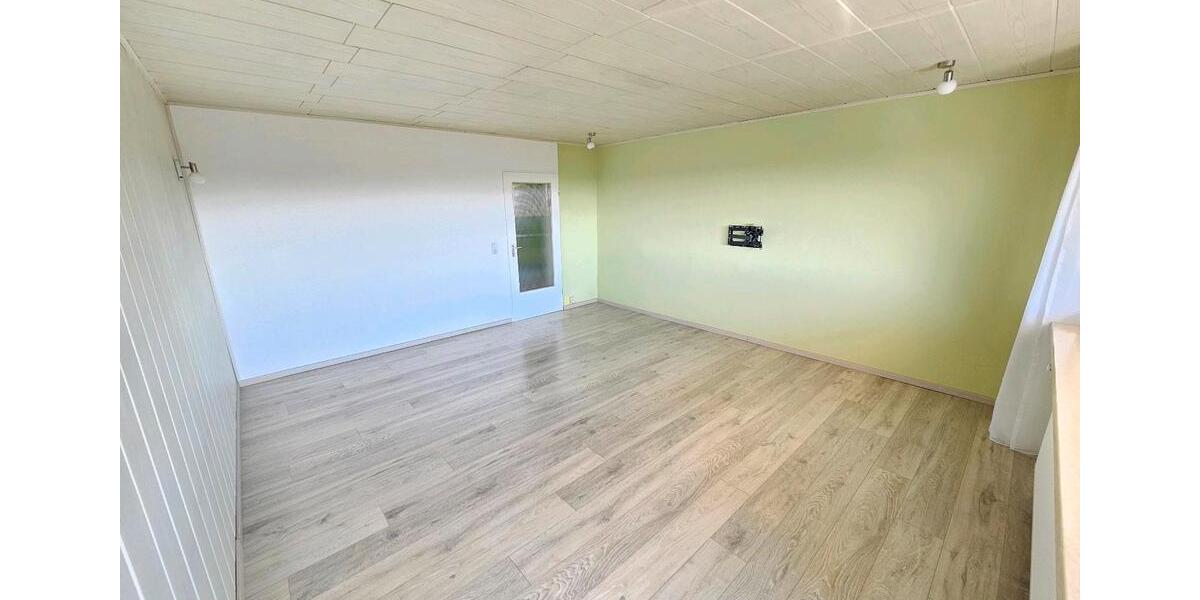 Etagenwohnung Bergneustadt - 3 Zimmer, 77 m&sup2;, 700&euro; | Angebot:25901566