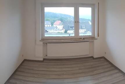 Wohnung Marienheide - 5 Zimmer, 109 m&sup2;, 840&euro; | Angebot:25053493