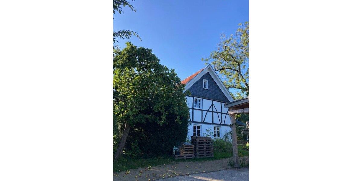 Einfamilienhaus Overath - 5 Zimmer, 190 m&sup2;, 1.980&euro; | Angebot:25993243