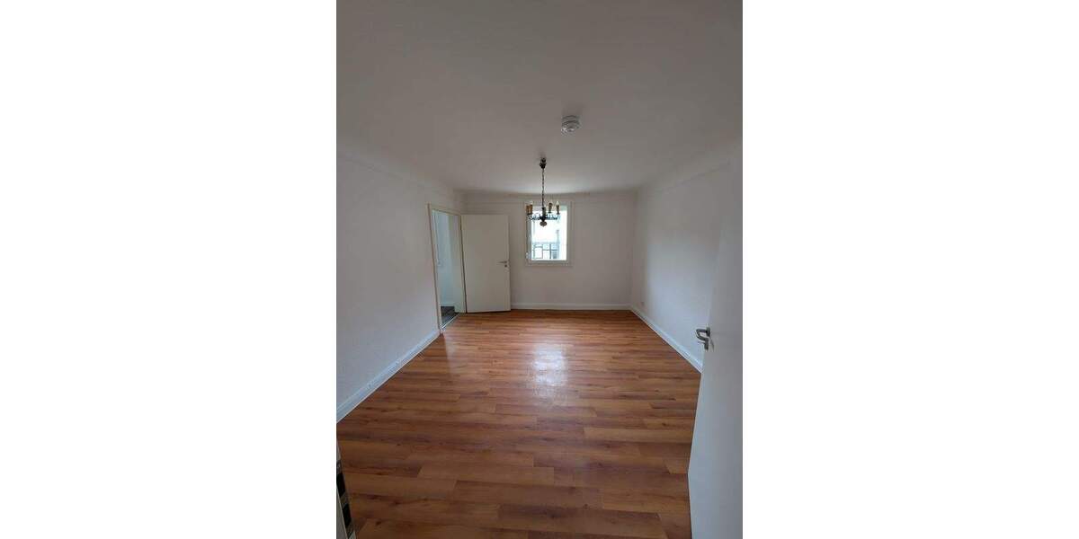 Etagenwohnung Wiehl Bielstein - 2 Zimmer, 85 m&sup2;, 690&euro; | Angebot:25747790