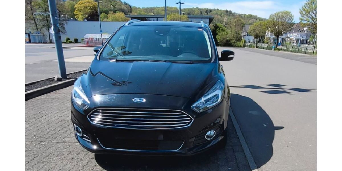 Ford S-Max 73.500 km 18.000 &euro; Engelskirchen 51766