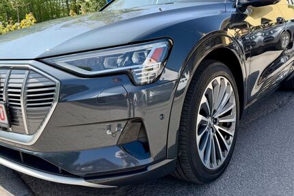 Audi e-tron 65.000 km 29.999 &euro; Engelskirchen 51766