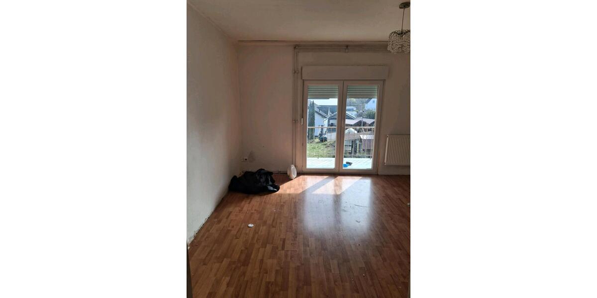 Etagenwohnung Gummersbach Berstig Süd - 2 Zimmer, 70 m&sup2;, 600&euro; | Angebot:25404181