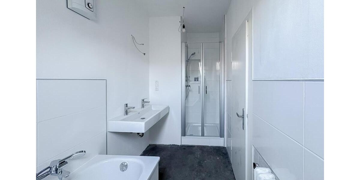 Dachgeschoßwohnung Morsbach - 4 Zimmer, 155 m&sup2;, 1.000&euro; | Angebot:23181341