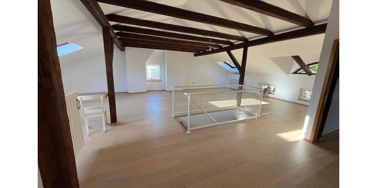 Maisonettenwohnung Lüdenscheid Staberg - 10 Zimmer, 191 m&sup2;, 1.910&euro; | Angebot:26040266