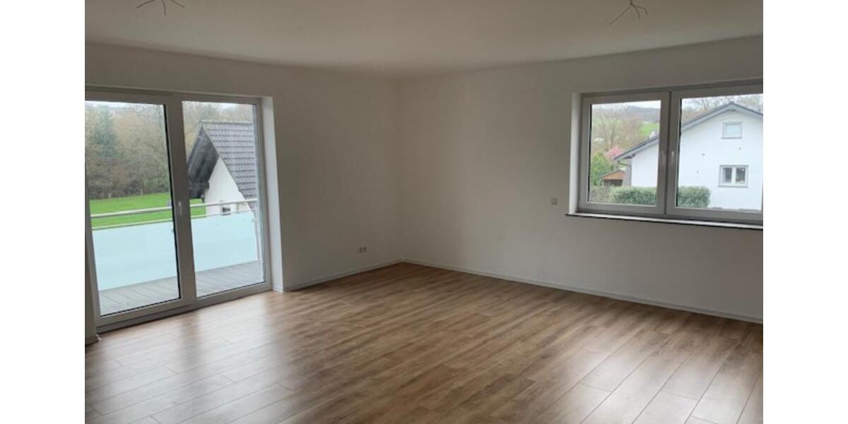 Doppelhaushälfte Nümbrecht - 9 Zimmer, 268 m&sup2;, 475.000&euro; | Angebot:21692398