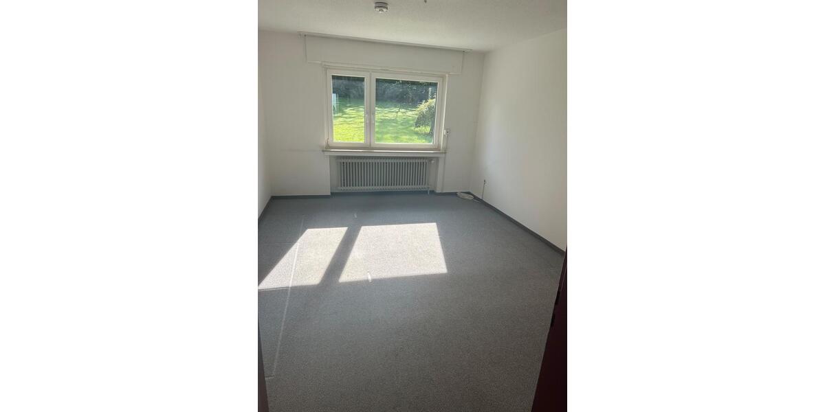Hochparterre Wermelskirchen - 2 Zimmer, 72 m&sup2;, 700&euro; | Angebot:27587162