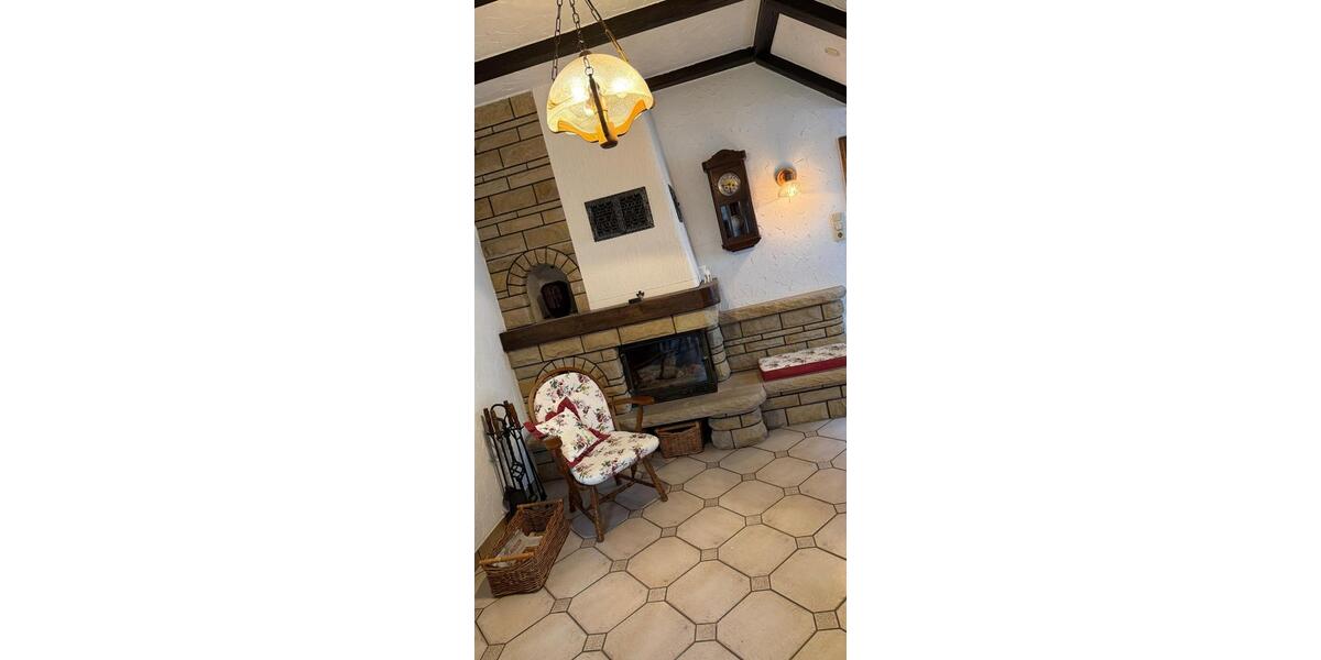 Doppelhaushälfte Waldbröl - 8 Zimmer, 183 m&sup2;, 299.000&euro; | Angebot:25830564