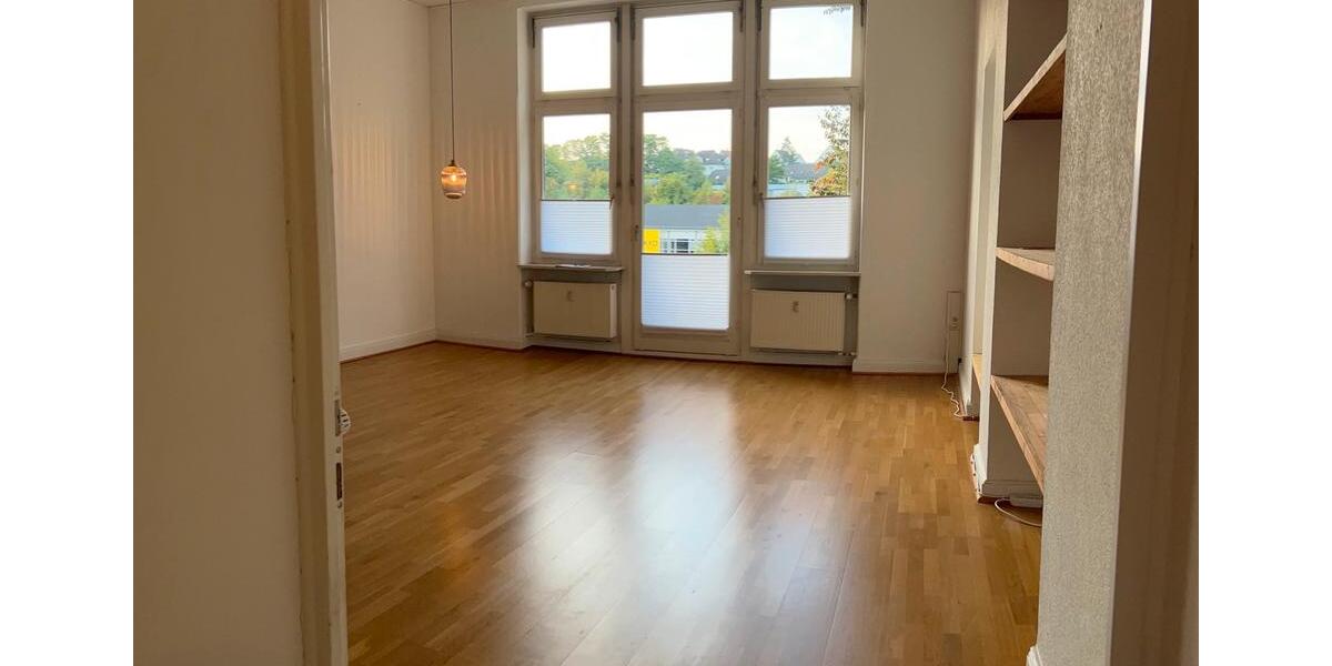 Etagenwohnung Waldbröl - 1 Zimmer, 93 m&sup2;, 760&euro; | Angebot:27572520