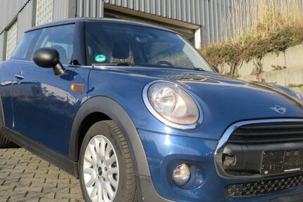 Mini One First 208.662 km 4.490 &euro; Lindlar 51789