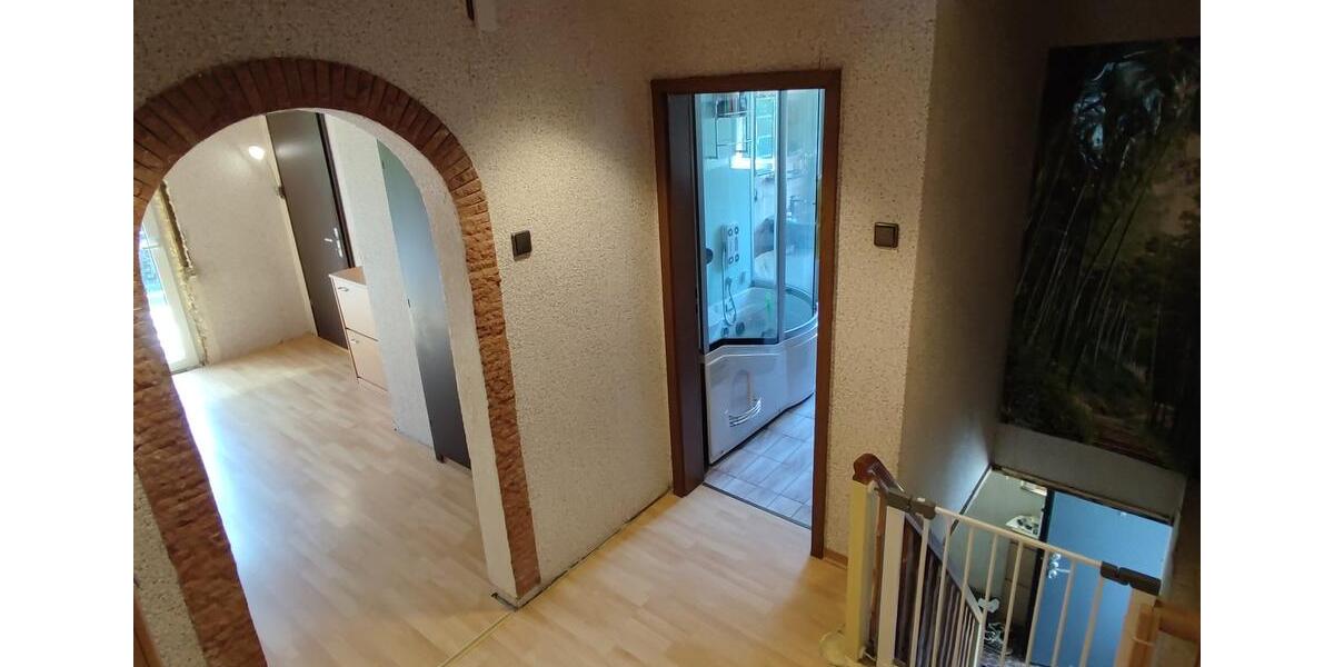 Einfamilienhaus Gummersbach Berstig Süd - 7 Zimmer, 162 m&sup2;, 555.555&euro; | Angebot:17237404