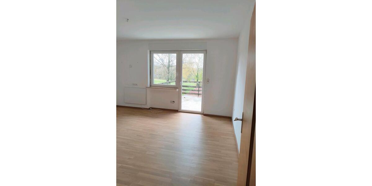 Einfamilienhaus Windeck - 15 Zimmer, 370 m&sup2;, 350.000&euro; | Angebot:26007677