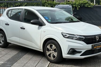 Dacia Sandero 25.267 km 10.289 &euro; Engelskirchen 51588