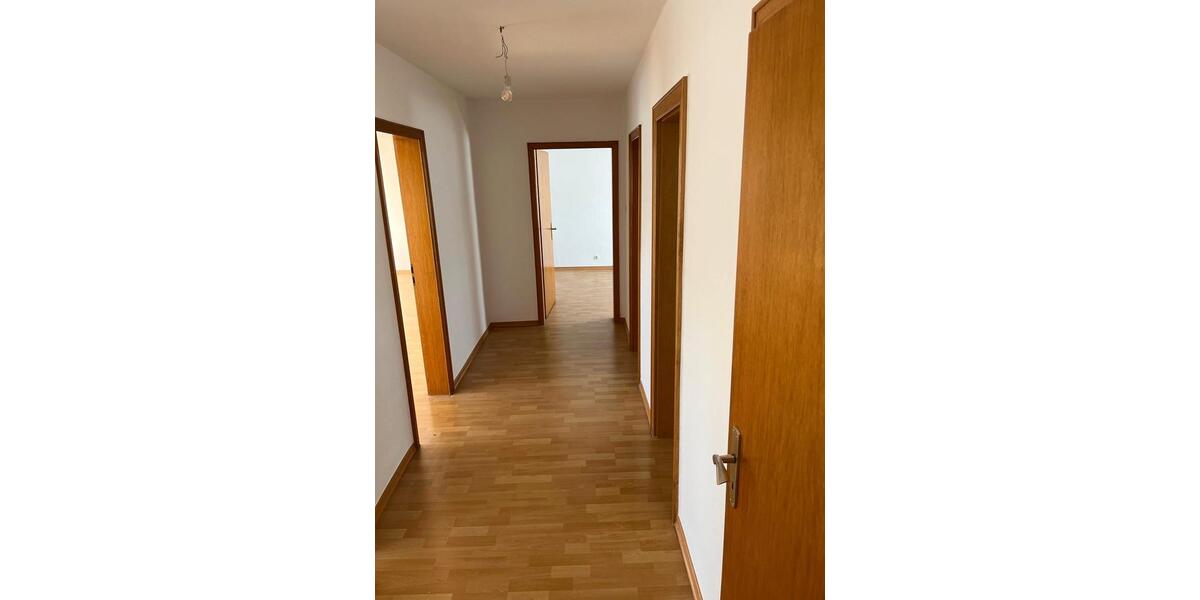 Etagenwohnung Attendorn - 4 Zimmer, 68 m&sup2;, 575&euro; | Angebot:26432435