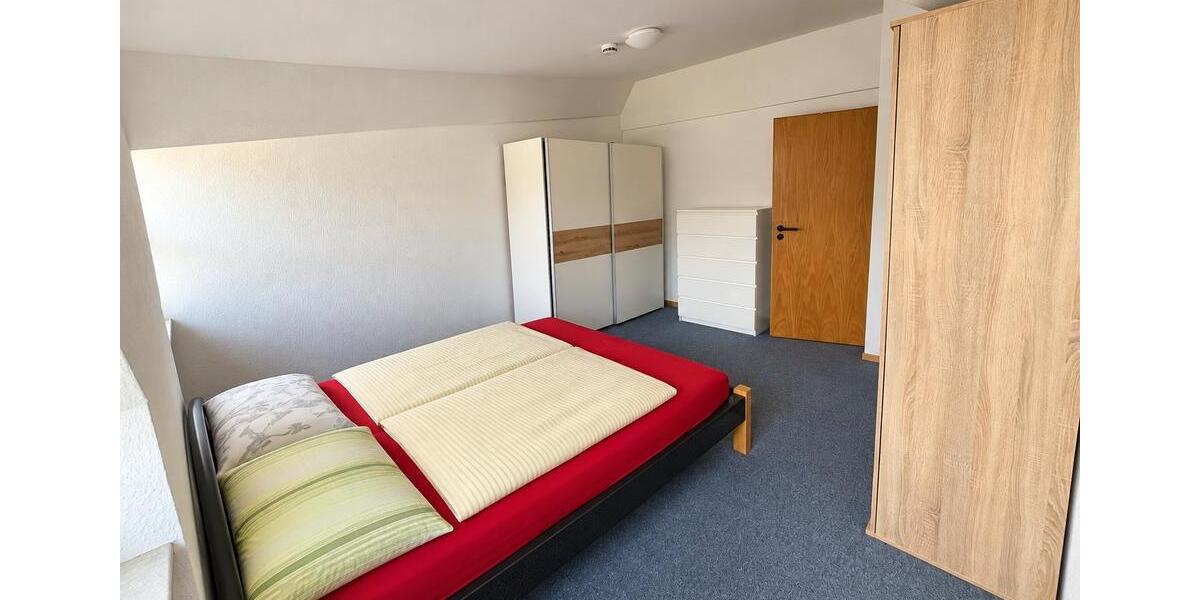 Dachgeschoßwohnung Attendorn - 2 Zimmer, 40 m&sup2;, 420&euro; | Angebot:27582582