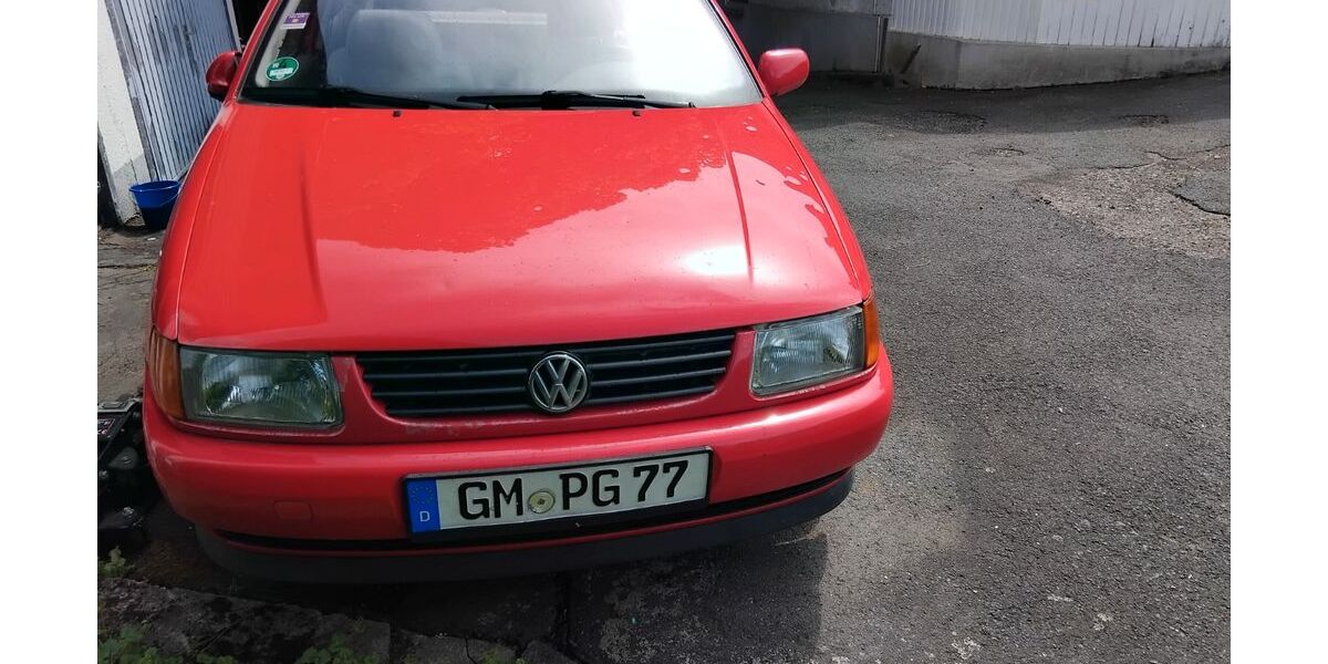 VW Polo 86.000 km 1.500 &euro; Waldbröl 51545