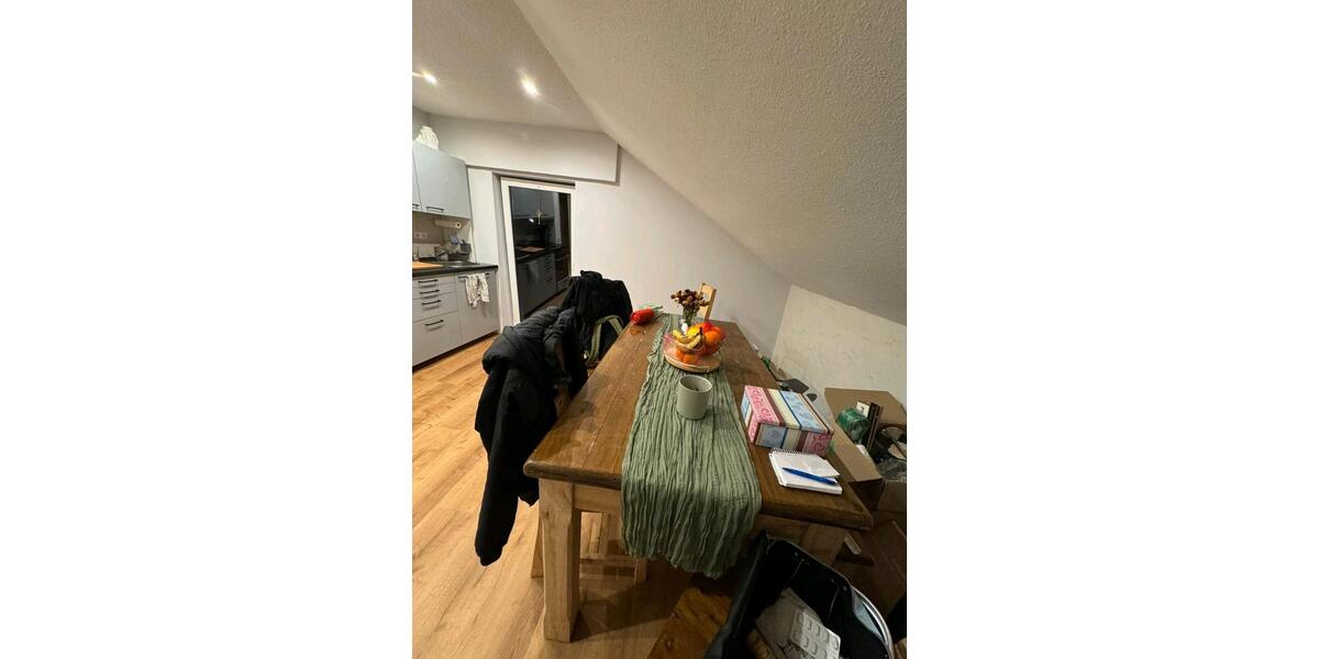 Dachgeschoßwohnung Olpe - 4 Zimmer, 75 m&sup2;, 680&euro; | Angebot:24983712