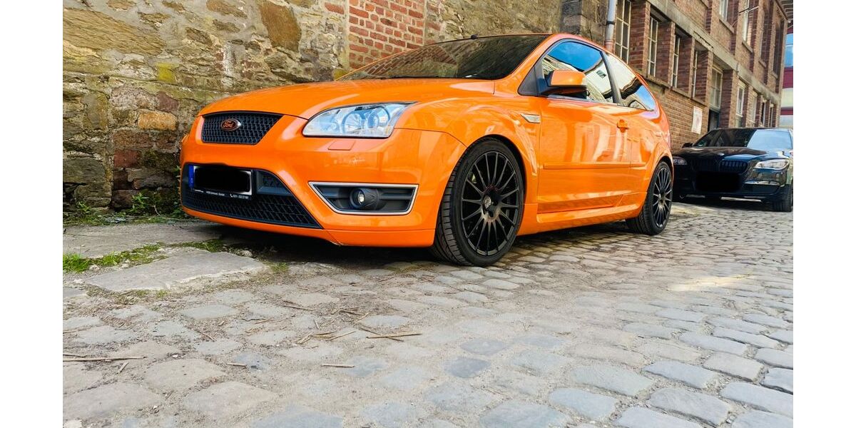 Ford Focus 258.000 km 4.750 &euro; Hückeswagen 42499