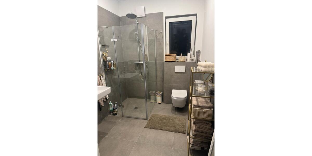 Dachgeschoßwohnung Lindlar - 2 Zimmer, 49 m&sup2;, 825&euro; | Angebot:25963732